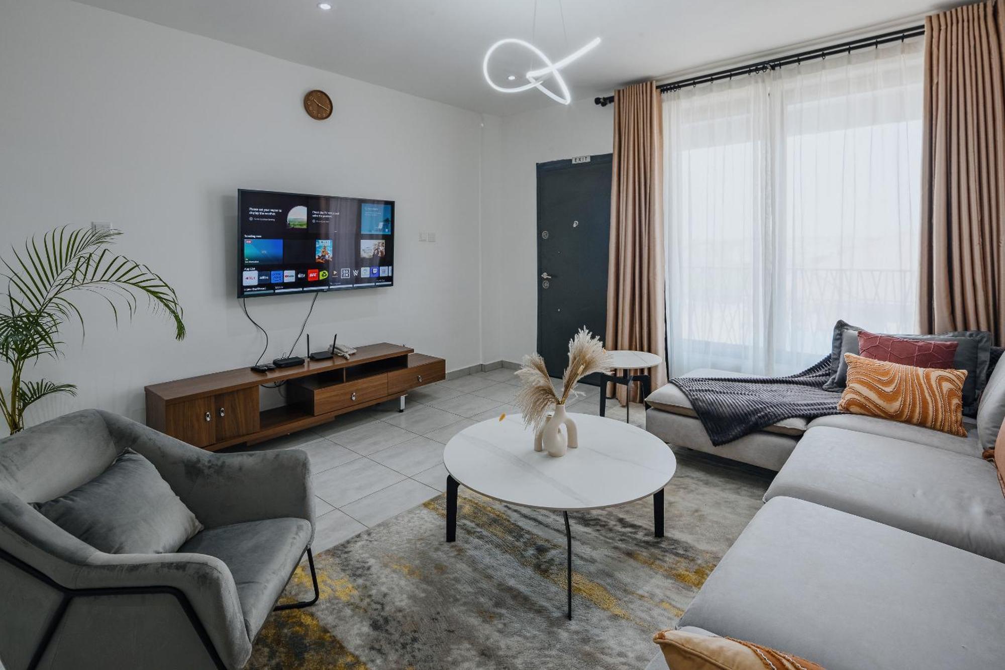 The Avery Apartments At Odomaa Place B, East Airport 아크라 외부 사진