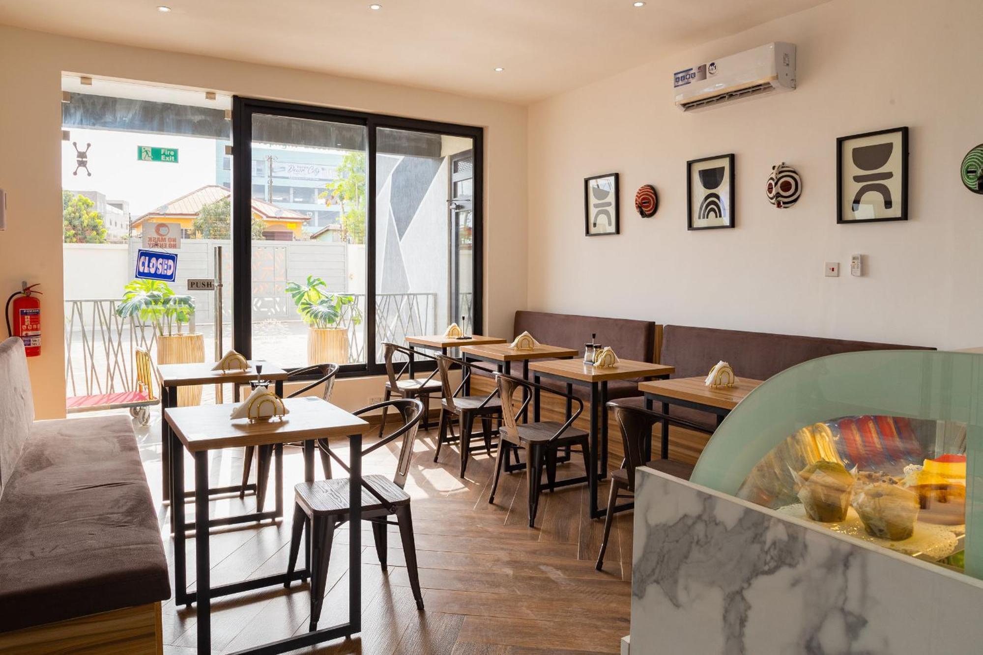 The Avery Apartments At Odomaa Place B, East Airport 아크라 외부 사진